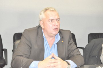 Nicuşor Constantinescu rămâne sub control judiciar, cu interdicţia de a-şi exercita funcţia de preşedinte al CJC